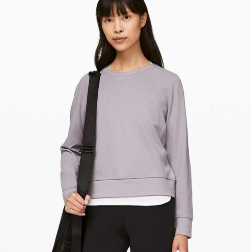Lululemon Every Moment Crew Sweatshirt Lavender Grey Long Sleeves 6